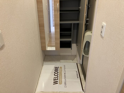 【玄関】 | ルミエール瑞穂　参番館
