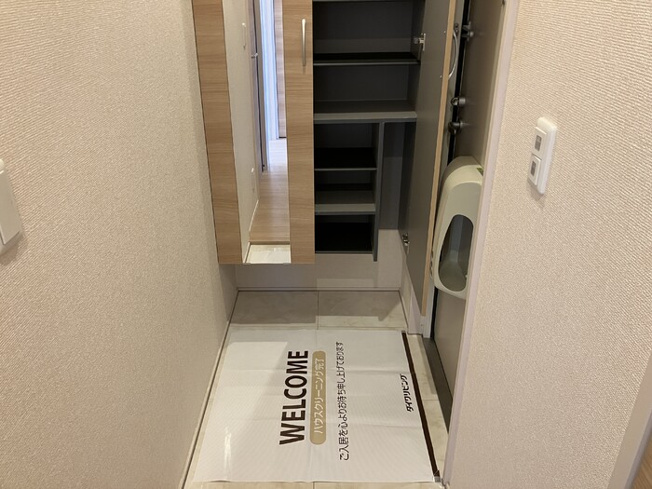 【玄関】 | ルミエール瑞穂　参番館