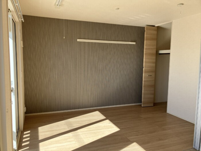 【洋室】 | ルミエール瑞穂　参番館