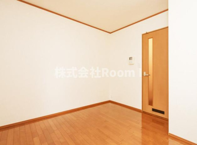 【寝室】 | ピアノメゾン・旭化成ヘーベルメゾンHEBEL HAUS | 広くて明るい寝室