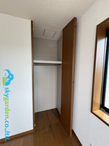 茅ヶ崎市香川3丁目　中古戸建の収納|クロゼット付いてます