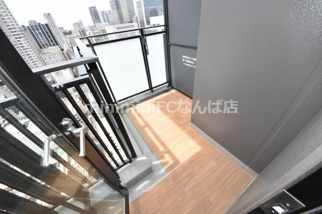 プラウドタワー北浜のバルコニー