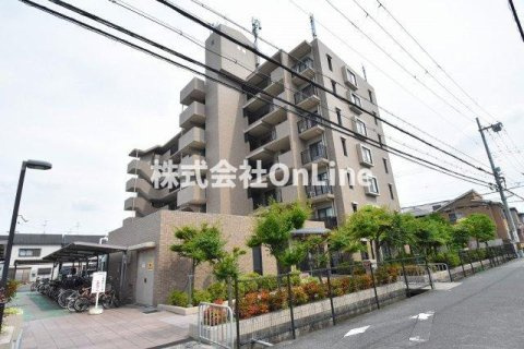 アディーレ八尾の外観