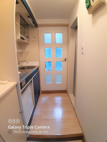 ローズハイツ朝霞の玄関