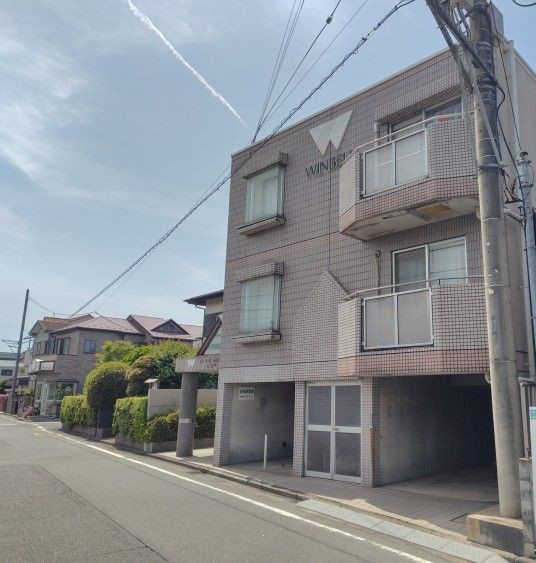 坂戸市溝端町の賃貸マンションの外観