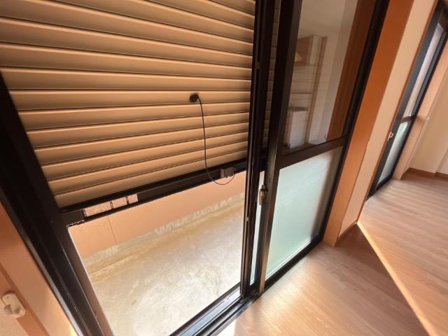 ジュピターの内装|シャッター