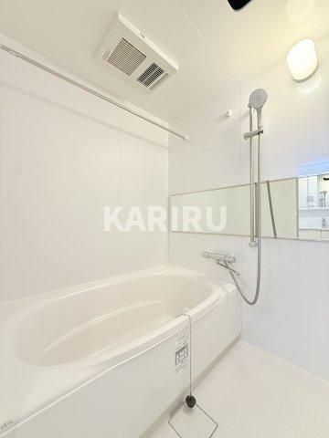 スプランディッド大阪EASTの浴室