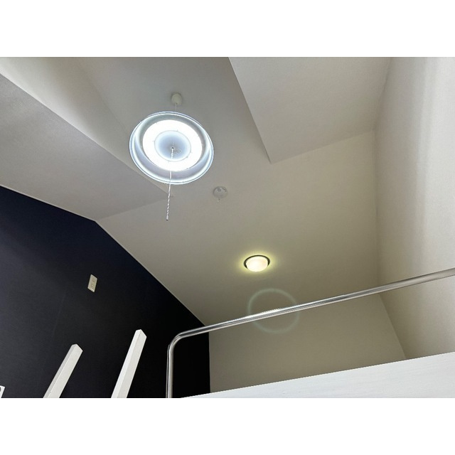 リコリスBの内装