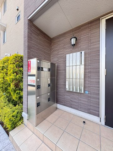 市川市南八幡２丁目のアパートの外観