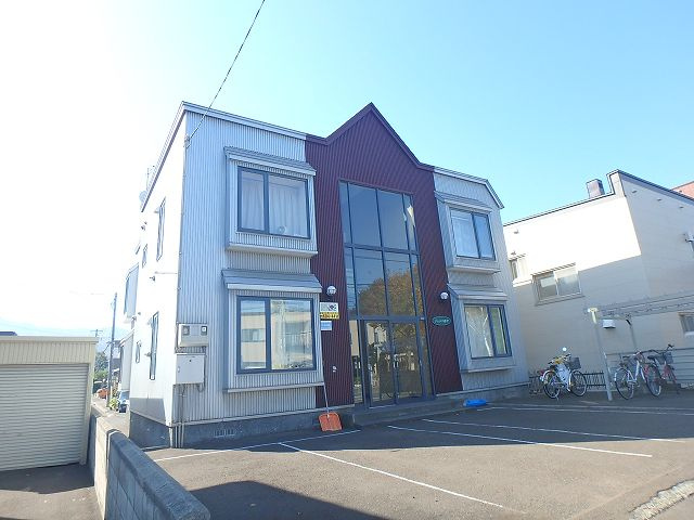 ジュネス前田