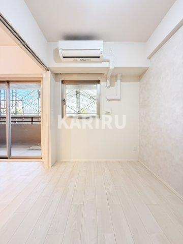 スプランディッド大阪EASTの寝室
