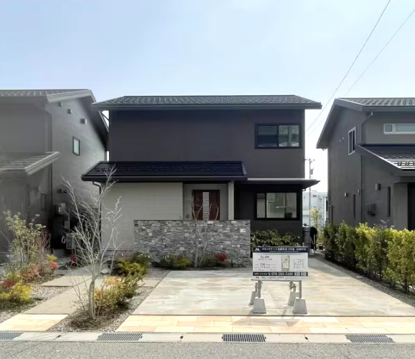 富山市布瀬町南3号地 売家