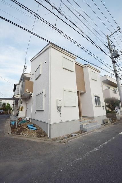 ベーチェル舎人の外観