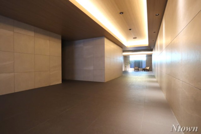 【ロビー】 | オーパスレジデンス名古屋ステーション | 建物の内部です