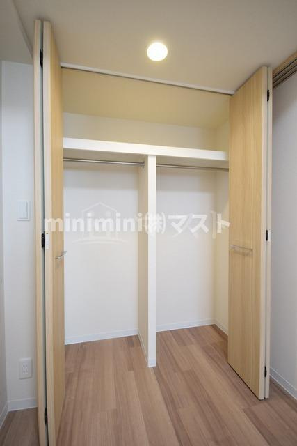プレサンス梅田東グラッドの収納