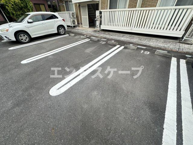 アリコ・ルージュ Bの駐車場|高崎、前橋のお部屋探しはエンドスケープまで！お客様の理想お聞かせ下さい♪