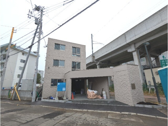 札幌市西区八軒八条東１丁目の賃貸マンション