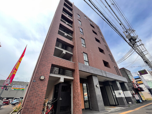 東十字街マンション