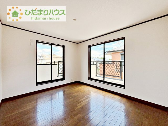 【洋室】 | 守谷市松ケ丘３丁目　中古戸建 | 木の温もりがやさしいフローリング♪