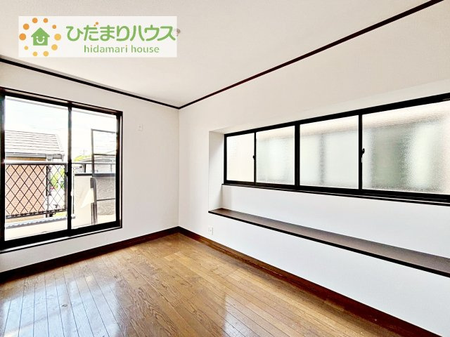 【洋室】 | 守谷市松ケ丘３丁目　中古戸建 | 洋室は高い天井のゆったりとした空間を演出(^^)/