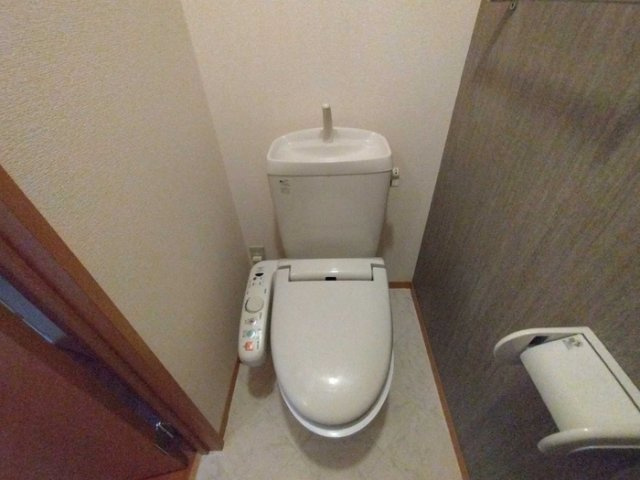 マーメゾン日吉のトイレ