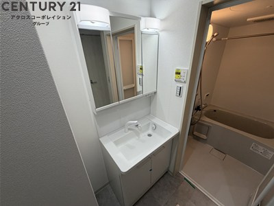 コンパクトで使いやすい洗面所