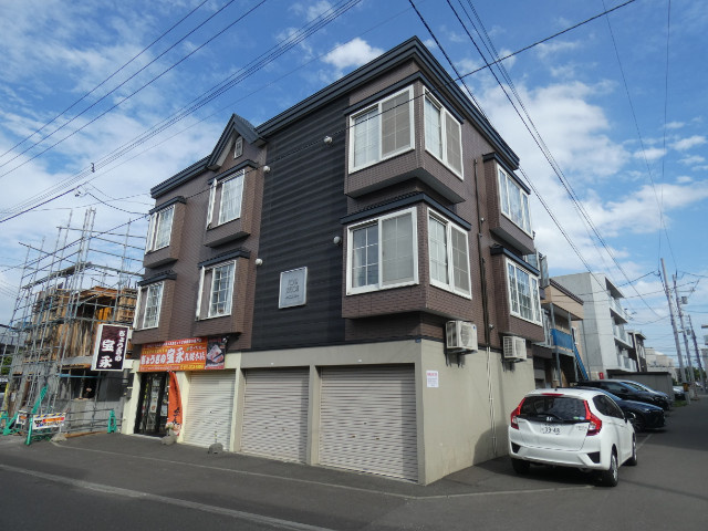 札幌市西区宮の沢一条２丁目のアパート