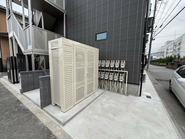 キャメル北戸田のエントランス