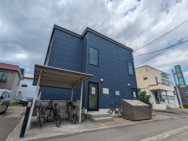 レオパレススカイブルー西町