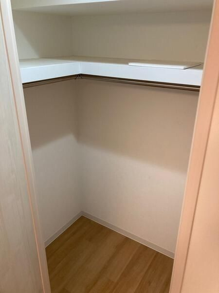 ＣＯＣＯＣＵＢＥ東長崎の収納