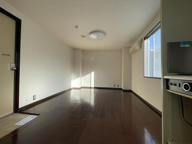 横浜市西区岡野１丁目の賃貸マンションの内装