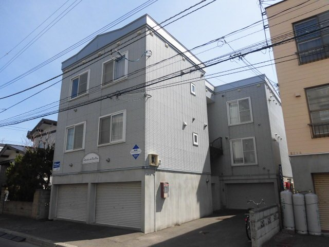 Ｃｈａｒｌｅｓ　ｄｅ　豕豕