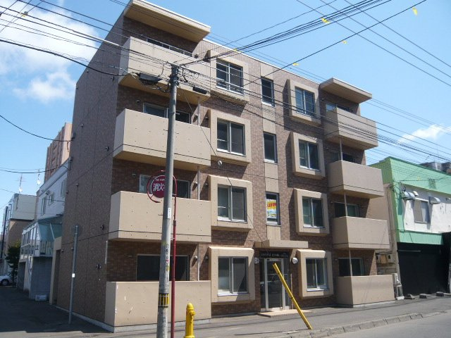 クリスタル北２４条