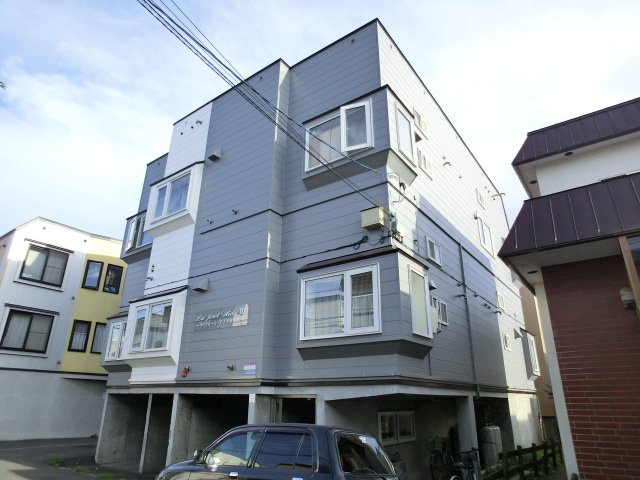 ラフォーレアイダ参番館