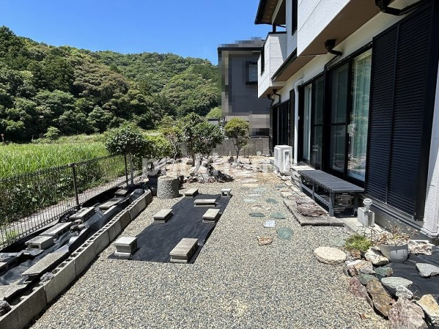 【庭】の画像