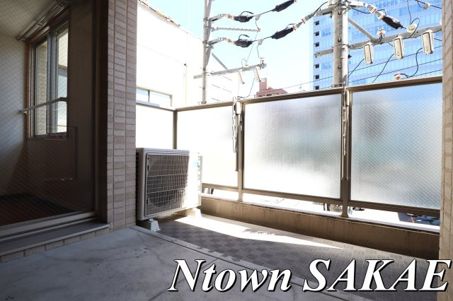 【バルコニー】 | Gramercy Shirakawa Koen | 落ち着いた時間を過ごせるバルコニーです