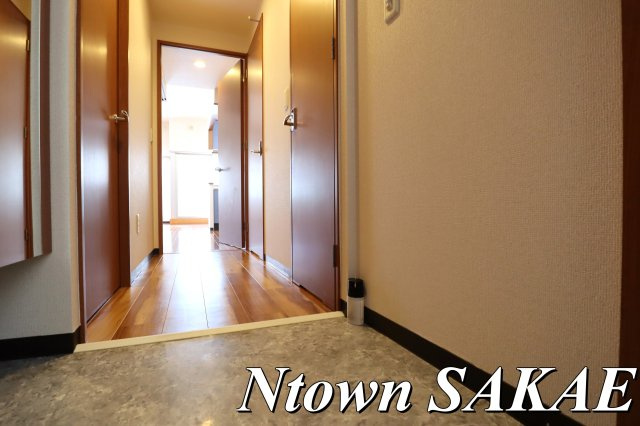 【玄関】 | Gramercy Shirakawa Koen | シンプルで使いやすい玄関です