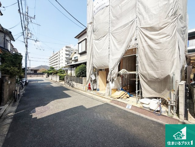 藤井寺市大井　新築一戸建ての前面道路含む現地写真|周辺は落ち着いた街並みの住宅地！子育てがしやすい住環境です！まだ未完成ですが、現地でしかわからない事もございます。是非一度ご覧ください。