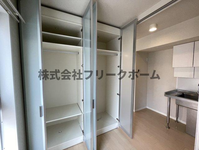 武蔵野市吉祥寺南町２丁目の賃貸マンションの収納