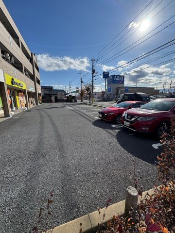 【駐車場】