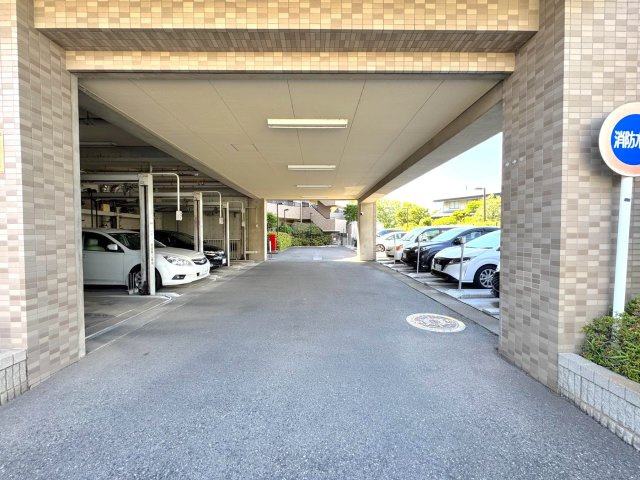 コスモ蕨センターコートの駐車場|駐車場