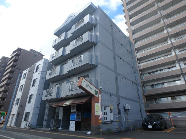 インペリアル１３