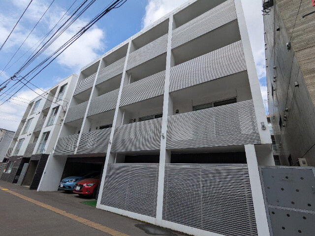 シュア・コート北１３条