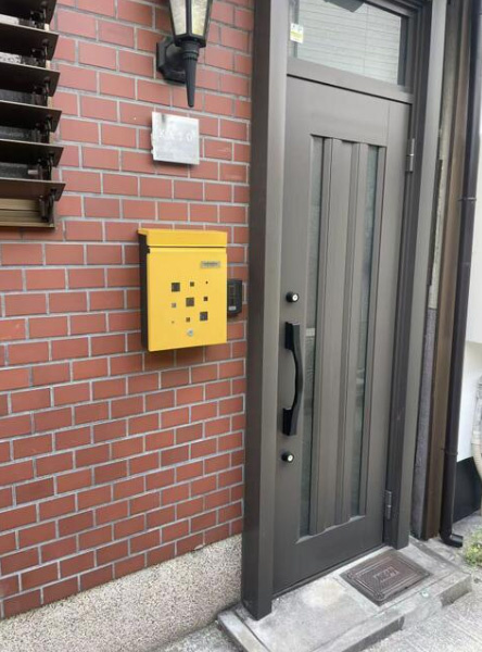東・小島町の外観
