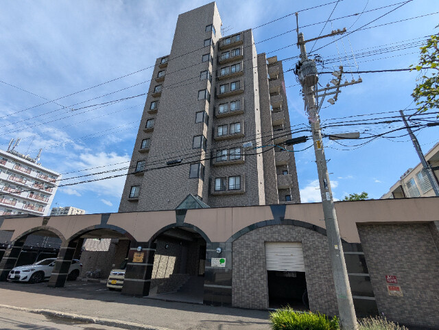 オ・ドミール北１９条