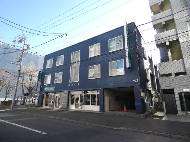 坪川ビル