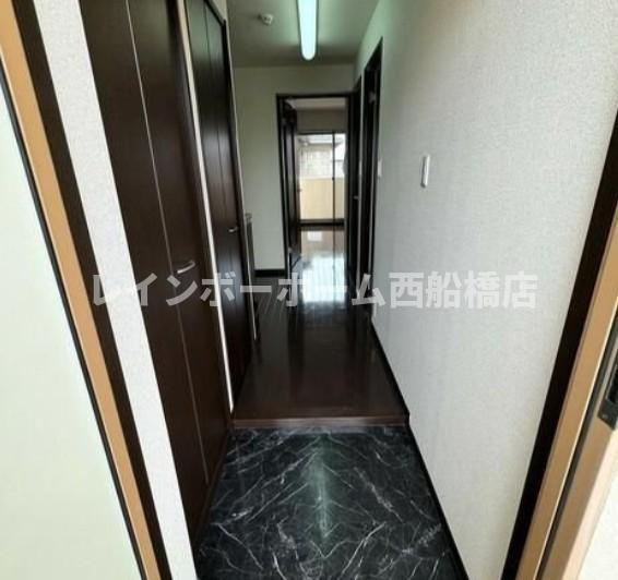 ＳＴＵＤＩＯ－ＦＬＡＴ　ＳＨＩＢＡＹＡＭＡの玄関