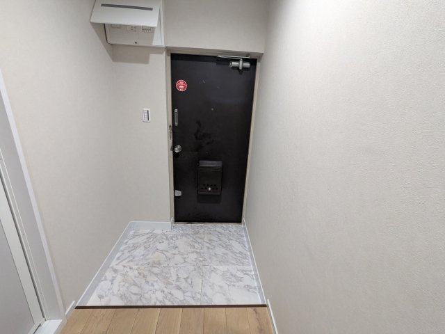 熱海スカイハイツの玄関