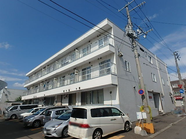 アンジーたかつビル