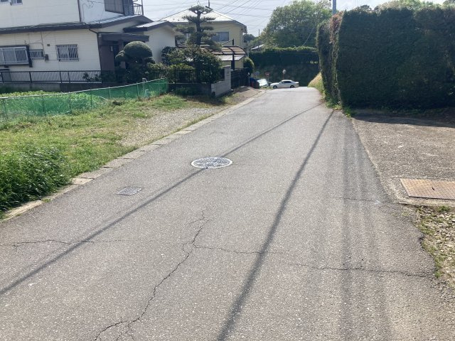 取手市寺田　売土地の前面道路含む現地写真